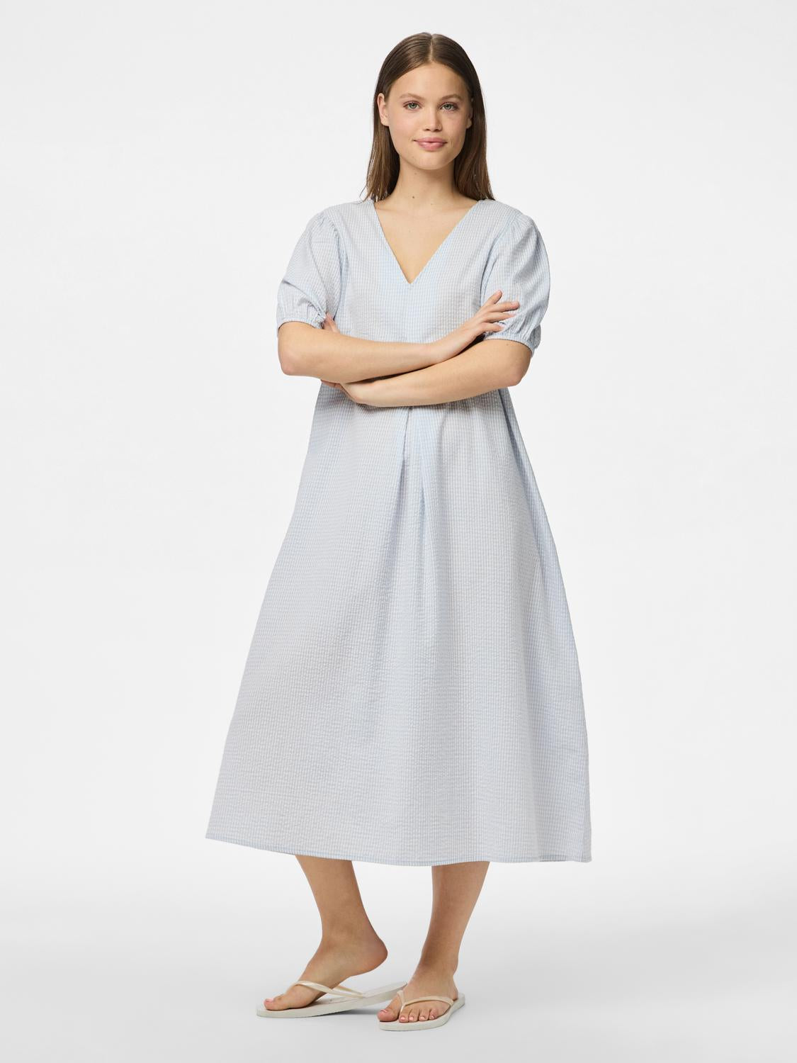 model_shot-front